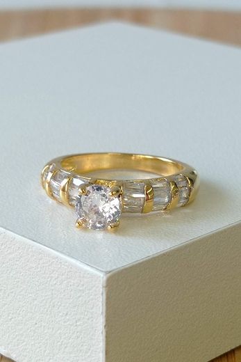 anel-solitario-cristal-dourado