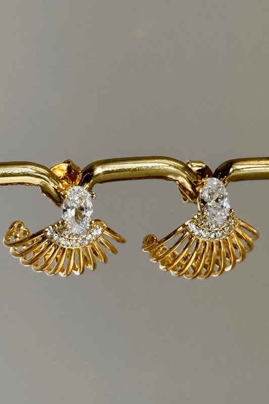 Brinco Leque Zircônias Dourado