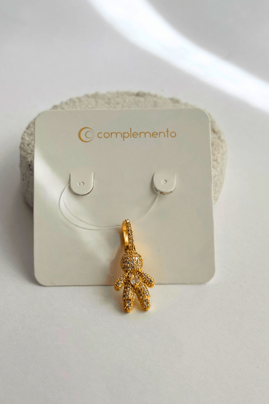 Pingente Menino Cravejado Cristal Dourado