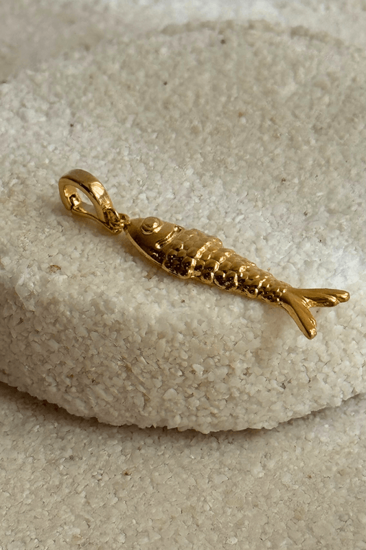 Pingente Sardinha Dourado