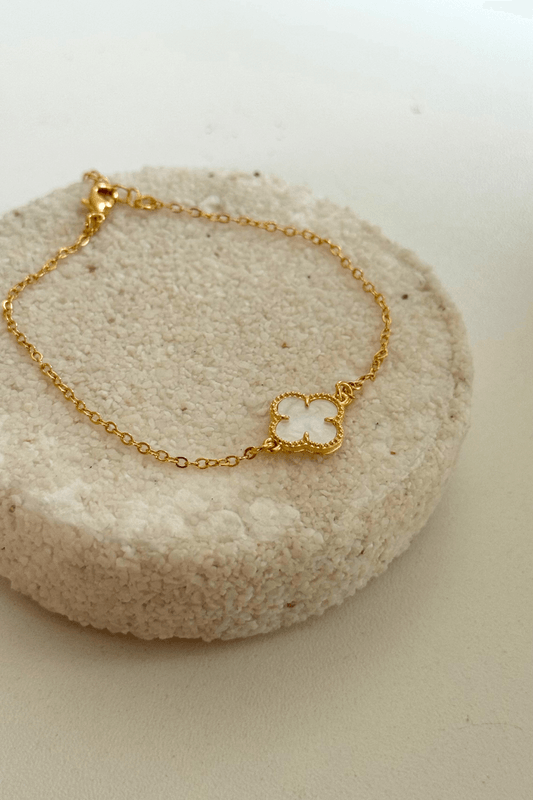 Pulseira Paris Colors Dourada Cor:Branco Pulseira Paris Colors Dourada Cor:Branco